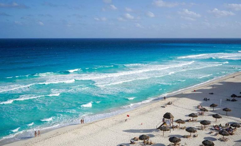 Paradise Found: The Top 5 Vacation Spots in Mexico for Relaxation